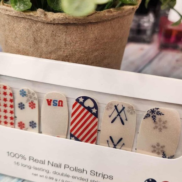 Retired Color Street RARE set- Hit The Slopes - Picture 2 of 2